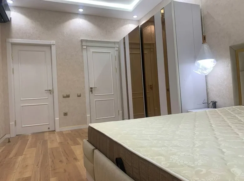 Kvartira 3 xonalar 120 m² Toshkentda