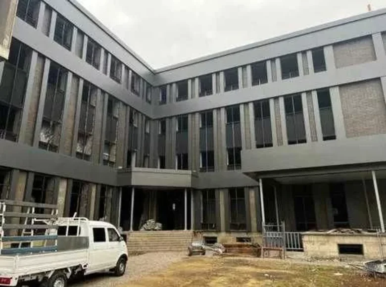 Коммерческое помещение 2 400 м² в Ташкенте, Узбекистан