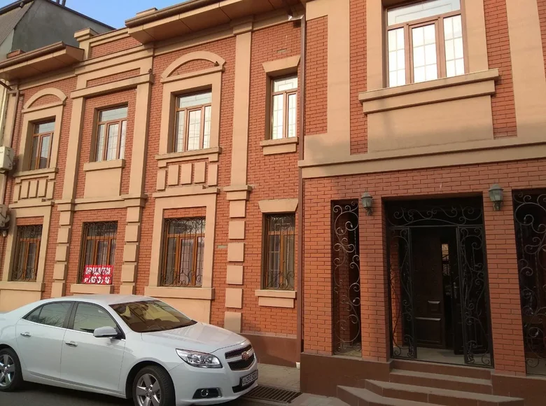 Евро дом в 3 уровня 8 соток 13 комнат 993 кв.м Ракат махалля