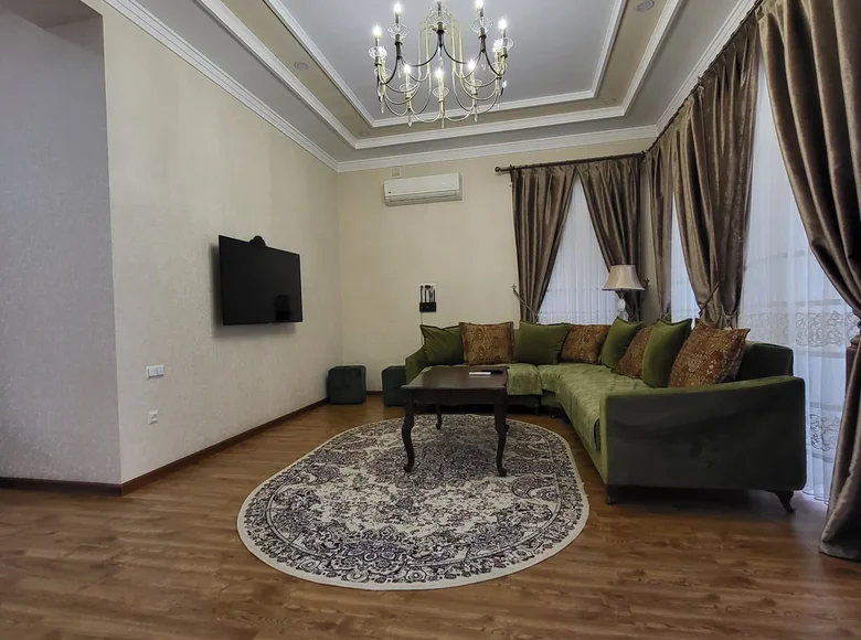 Дом 5 комнат 500 м² в Ташкенте, Узбекистан