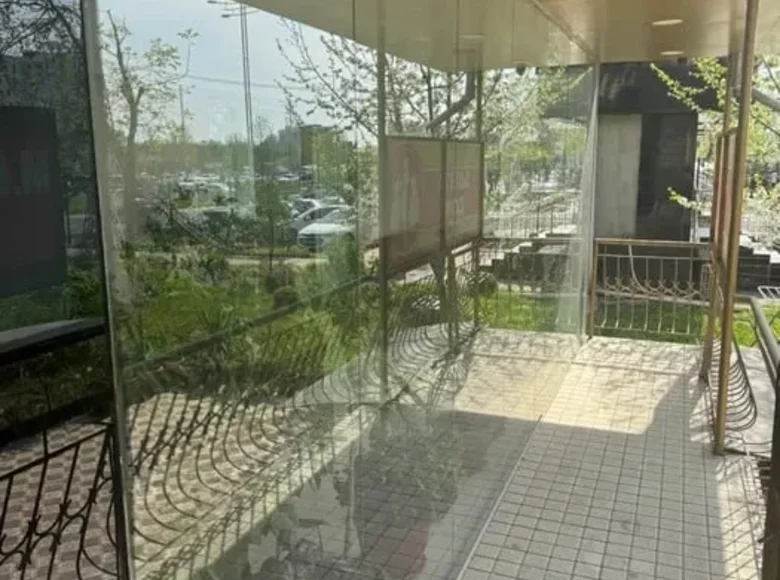 Tijorat 83 m² Konimex tumani