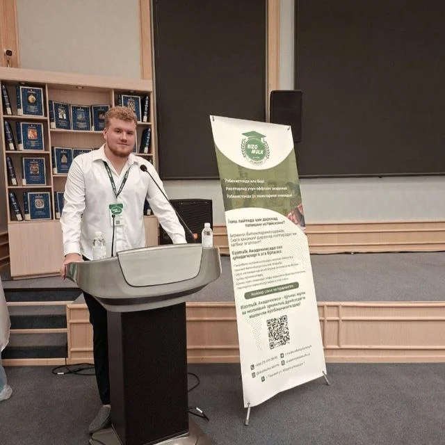 Rizomulk kompaniyasining yetakchi mutaxassisi