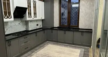 Квартира 3 комнаты в Ташкент, Узбекистан