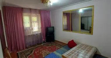 Квартира 2 комнаты в Ташкент, Узбекистан