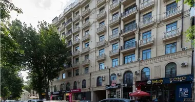 Квартира 4 комнаты в Ташкент, Узбекистан