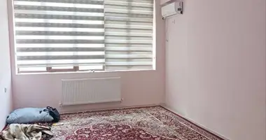 Квартира 3 комнаты в Ташкент, Узбекистан