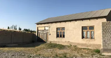 Дом 4 комнаты в Ташкент, Узбекистан
