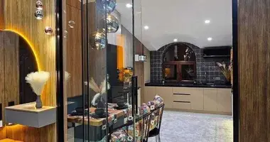 Квартира 3 комнаты в Ташкент, Узбекистан