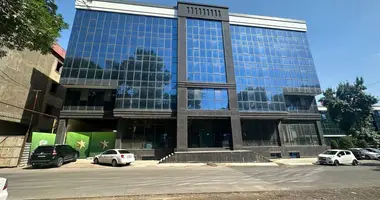 Tijorat 5 000 m² _just_in Toshkent, Oʻzbekiston