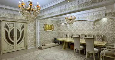 Квартира 4 комнаты в Ташкент, Узбекистан