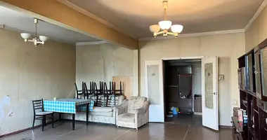 Квартира 4 комнаты в Ташкент, Узбекистан