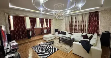 Квартира 3 комнаты в Ташкент, Узбекистан