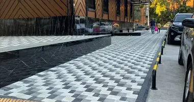 Tijorat _just_in Toshkent, Oʻzbekiston