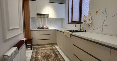 Квартира 3 комнаты в Ташкент, Узбекистан