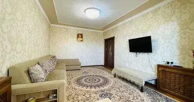 Квартира 3 комнаты в Ташкент, Узбекистан