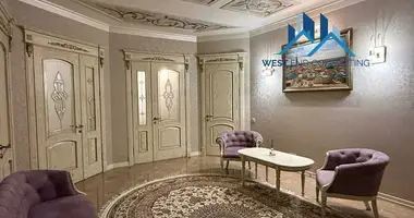Квартира 4 комнаты в Ташкент, Узбекистан