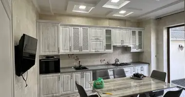 Дом 6 комнат в Ташкент, Узбекистан