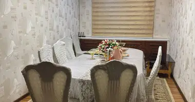 Квартира 4 комнаты в Ташкент, Узбекистан