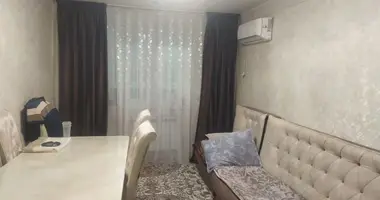 Квартира 3 комнаты в Ташкент, Узбекистан