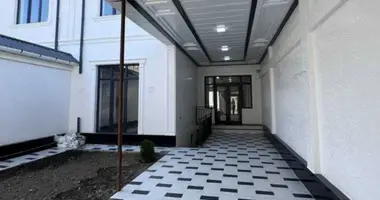 Uy 7 xonalar _just_in Toshkent, Oʻzbekiston