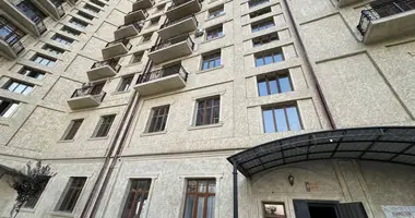 Квартира 3 комнаты в Ташкент, Узбекистан