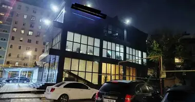 Коммерческое помещение 800 м² в Ташкент, Узбекистан