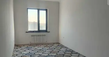 Квартира 2 комнаты в Янгихаят, Узбекистан
