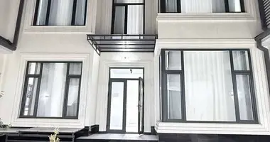 Kottej 6 xonalar _just_in Toshkent, Oʻzbekiston
