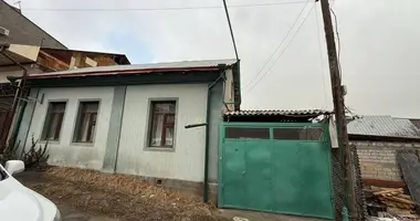 Yer uchastkasi _just_in Toshkent, Oʻzbekiston