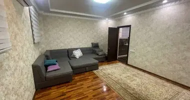 Kvartira 1 xona 3 xonali uy Balkon, 3 xonali uy Mebel, 3 xonali uy Konditsioner _just_in Khanabad, O‘zbekiston