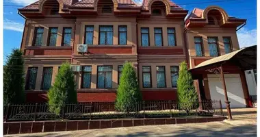 Дом 7 комнат в Ташкент, Узбекистан