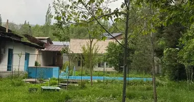 Дом 3 комнаты в Газалкент, Узбекистан