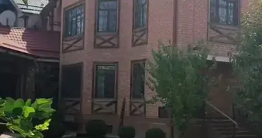 Дом 9 комнат в Ташкент, Узбекистан
