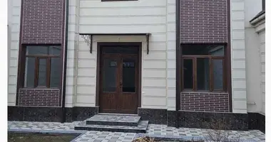 Дом 7 комнат в Ташкент, Узбекистан