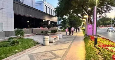 Коммерческое помещение 910 м² в Ташкент, Узбекистан
