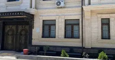 Дом 8 комнат в Ташкент, Узбекистан