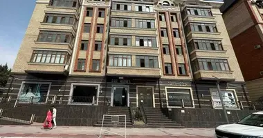 Коммерческое помещение 2 000 м² в Ташкент, Узбекистан