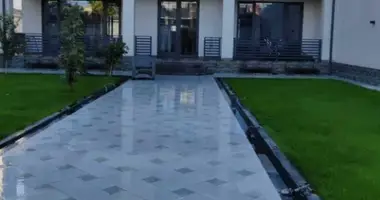 Дом 7 комнат в Ташкент, Узбекистан