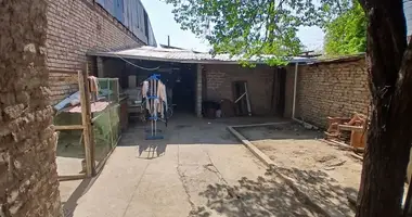 Дом 2 комнаты в Ташкент, Узбекистан