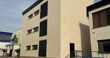Швейный и производственный цех 32.5 соток 3953 кв.м в Йик-Ата, Узбекистан