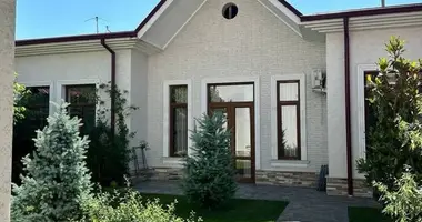 Дом 7 комнат в Ташкент, Узбекистан