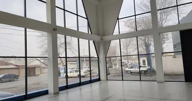 Коммерческое помещение 500 м² в Ташкент, Узбекистан