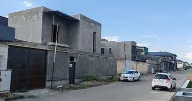 Дом 5 комнат в Ташкент, Узбекистан