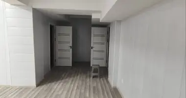 Квартира 4 комнаты в Ташкент, Узбекистан