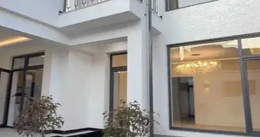 Uy 8 xonalar _just_in Toshkent, Oʻzbekiston