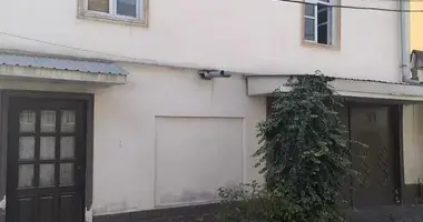 Дом 4 комнаты в Ташкент, Узбекистан