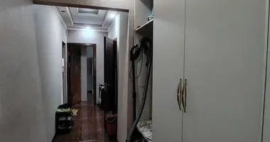 Квартира 2 комнаты в Ташкент, Узбекистан