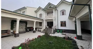 Uy 14 xonalar _just_in Toshkent, Oʻzbekiston