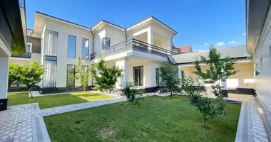Uy 8 xonalar _just_in Toshkent, Oʻzbekiston