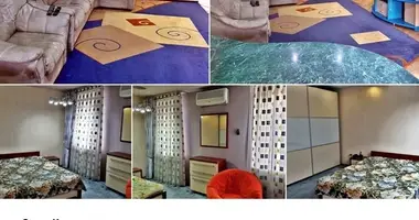 Массив Фируза. Эко Базар. 2х. комнатная. в Ташкент, Узбекистан